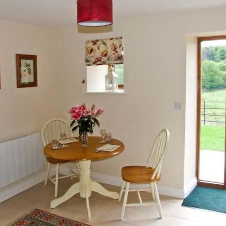 Hollins Wood Bothy Villa Wortley Luaran gambar